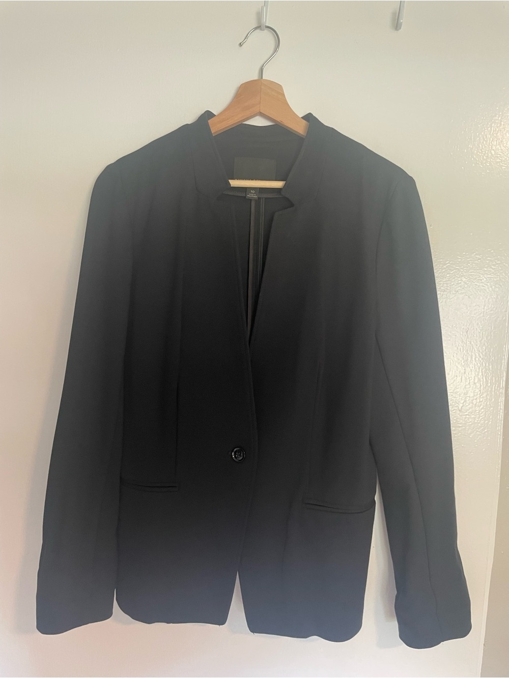 Banana Republic Black Stretch One Button Blazer Size 10
